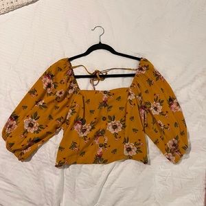 Cropped flower blouse